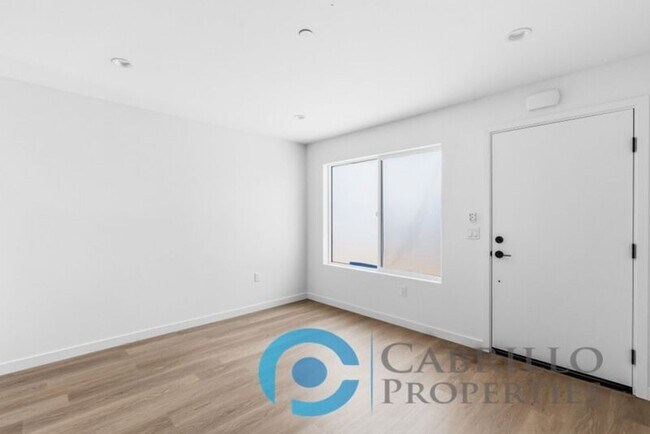 Photo - 6640 Valjean Ct Unit #1