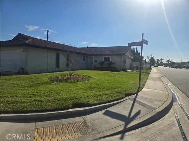 Building Photo - 6604 Dillman St