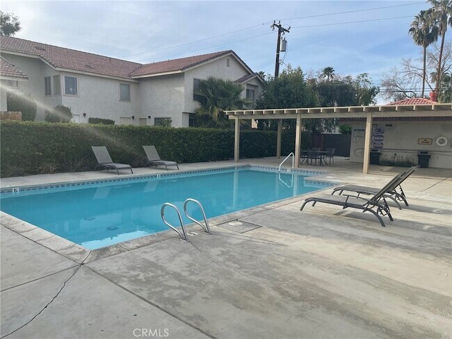 Photo - 74614 Driftwood Dr Unit 3