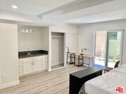 Photo - 1129 W 37th St Unit 2