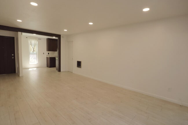 Photo - 1010 W MacArthur Blvd Unit 3