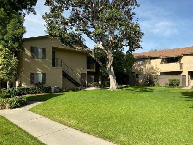 Photo - 301 N San Dimas Canyon Rd