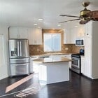 Photo - 585 Springbrook N