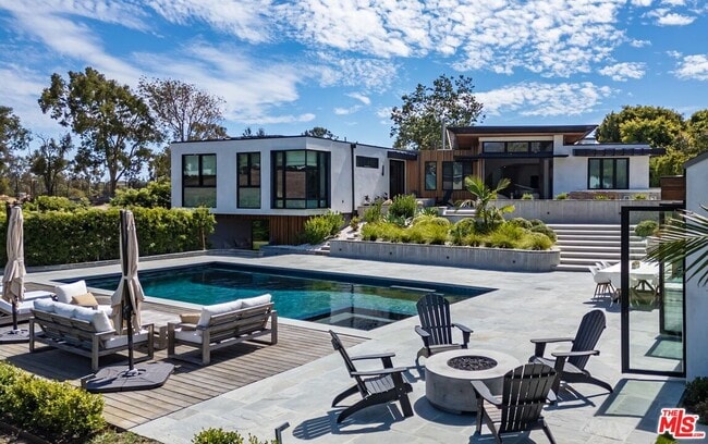 Building Photo - 29201 Larkspur Ln