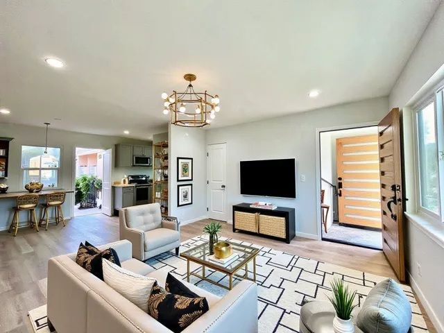 Building Photo - 11700 Dorothy St