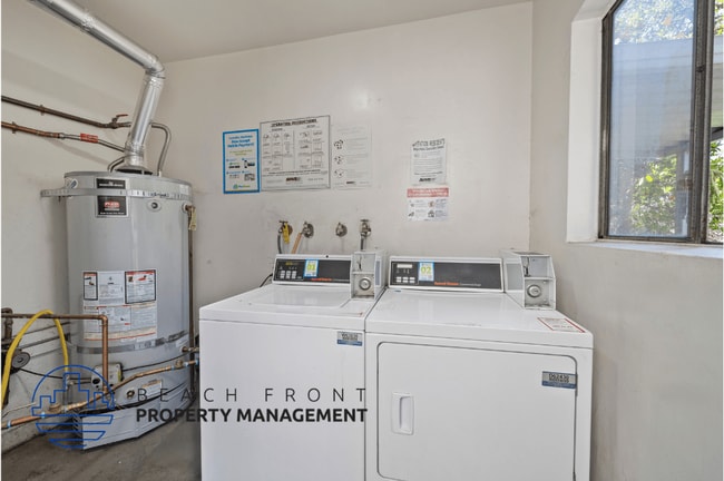 Photo - 2135 Santa Fe Ave.