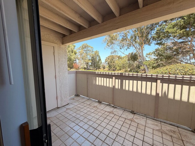 Photo - 3350 Santa Maria Way