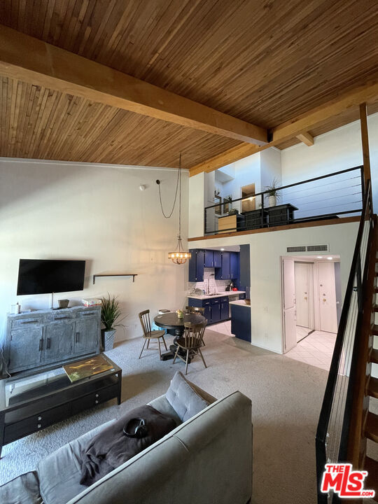 Building Photo - 5460 White Oak Ave Unit C334