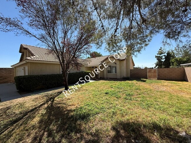 Photo - 42803 Fanchon Ave