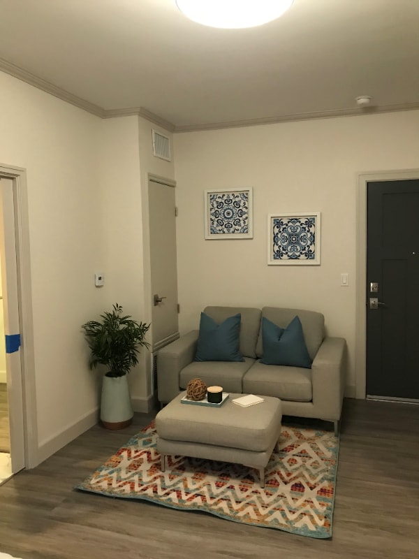 Photo - 107 W Dryden St Unit 115