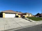 Photo - 5601 Ave