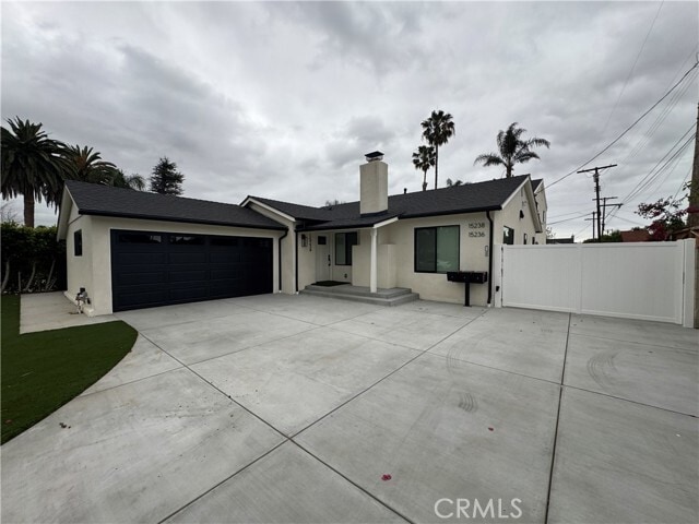 Photo - 15234 Kingsbury St Townhome