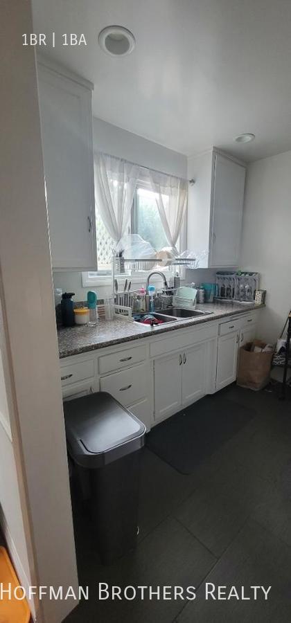 Photo - 1217 S Sherbourne Dr Unit 5