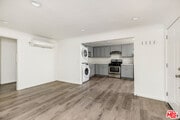 Photo - 1037 Blake Ave