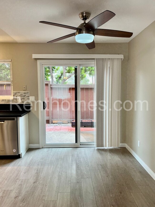 Photo - 9405 Gold Coast Dr