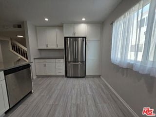 Photo - 4866 1/2 McConnell Avenue, Los Angeles, CA 90066 - 4 BR 3 BA house