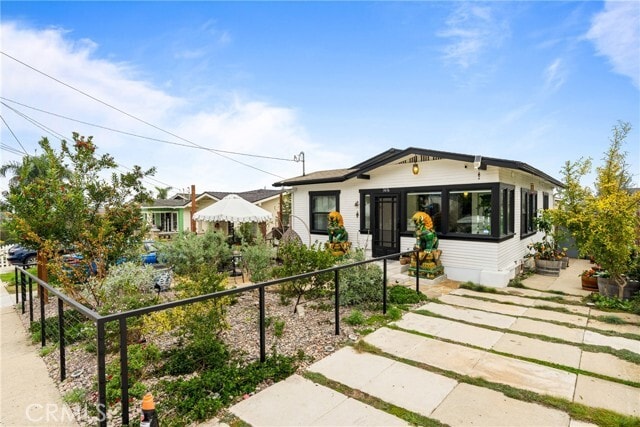 Photo - 3436 S Kerckhoff Ave