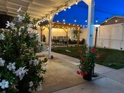 Photo - 1060 W 210th St House
