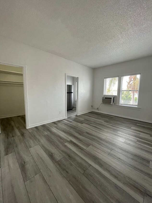 Floor Plan - 1BD/BT