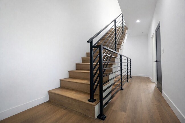 Photo - 3 BED | 3 BATH | 1,900 SQ FT | FULLY REMODELED + FURNISHED 3-LEVEL HOME WITH PRIVATE ROOFTOP DECK