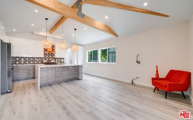 Photo - 9706 S 6th Ave Unit B