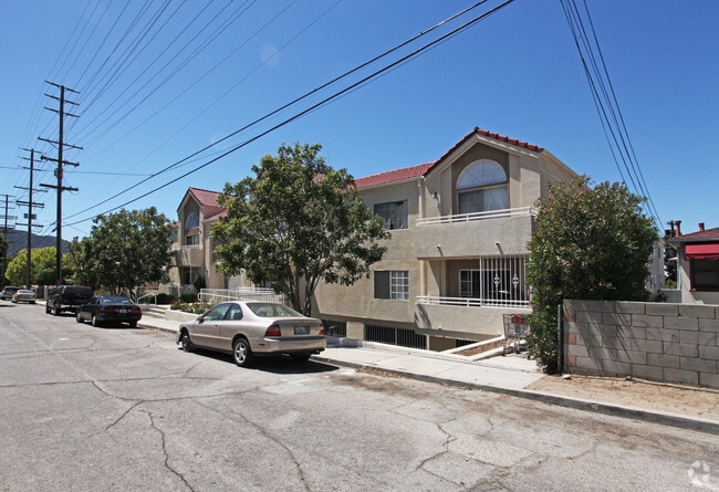 10217 - 10225 Hillhaven Ave - 10225 Hillhaven Ave