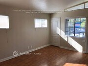 Photo - 738 Glen Oaks Rd