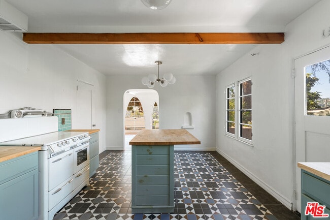 Photo - 4018 Berenice Ave