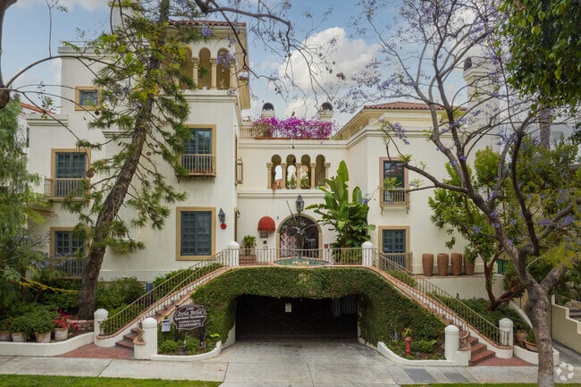 ISO - Isola Bella Townhomes - ISO - Isola Bella Townhomes
