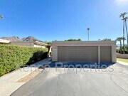 Photo - 76675 Sandpiper Dr House