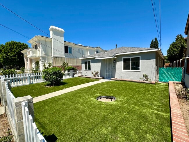 Photo - 2221 Bataan Rd Unit #A