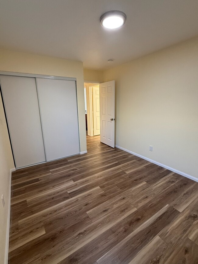 Photo - 914 N 4th Ave