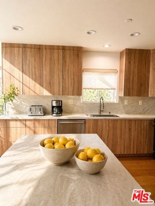 Photo - 1146 Hacienda Pl Unit 2