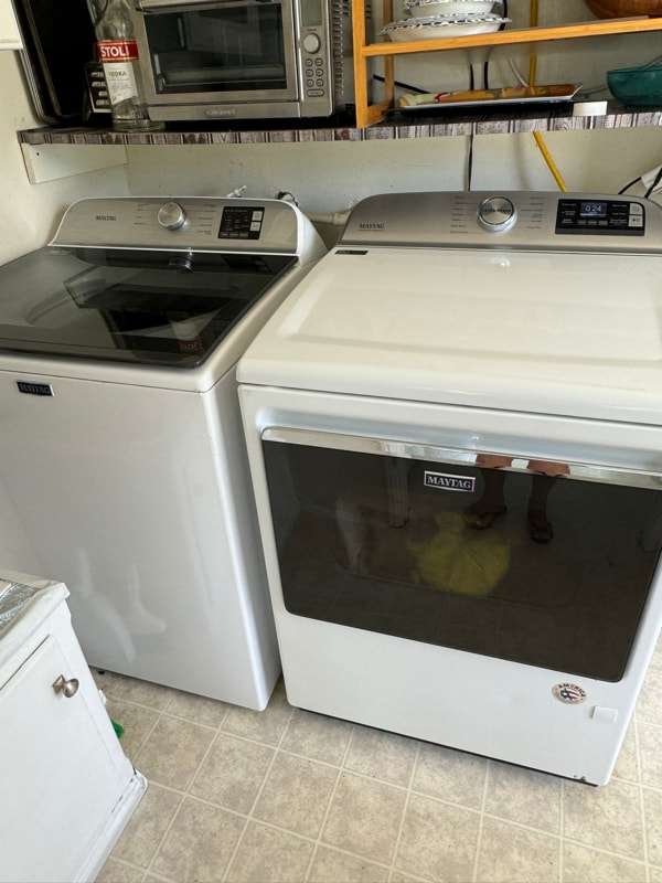 Photo - 2105 Huntington Ln