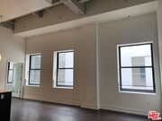 Photo - 727 W 7th St Unit 1322