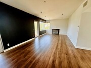 Living/dining area - 6396 Weidlake Dr House