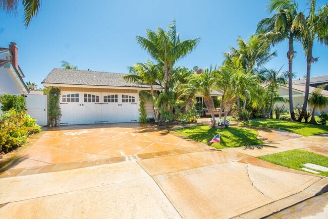 Welcome to Paradice - SHOWINGS START AUGUST 1 - Welcome to Paradice - SHOWINGS START AUGUST 1 House