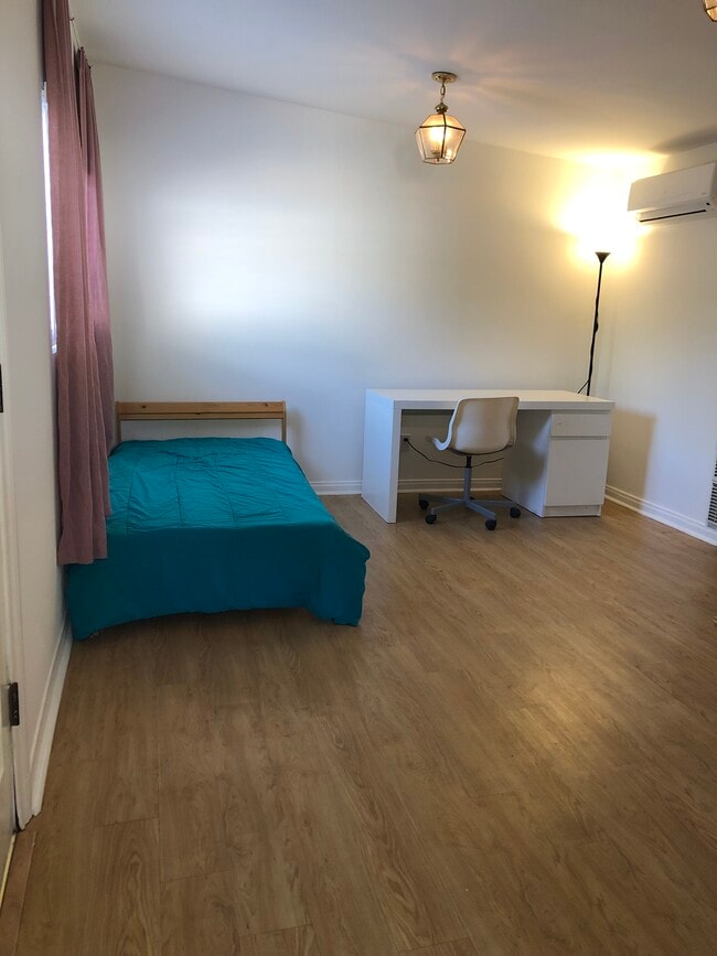 Photo - 14548 Killion St Unit Studio Guest House