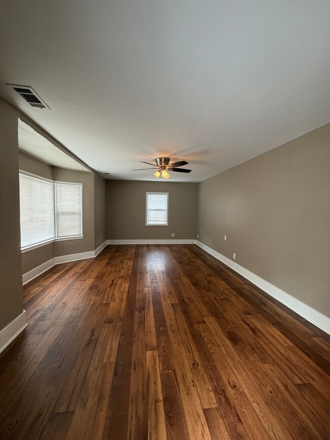 Photo - 535-537 E. Van Bibber Unit 535