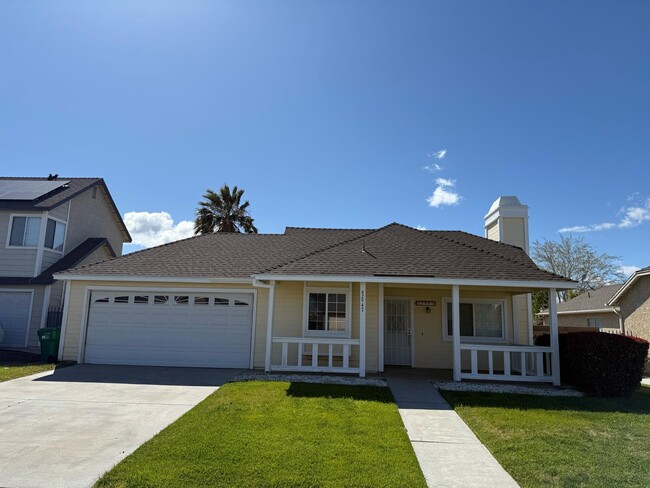 Photo - 42947 Lemonwood Dr House