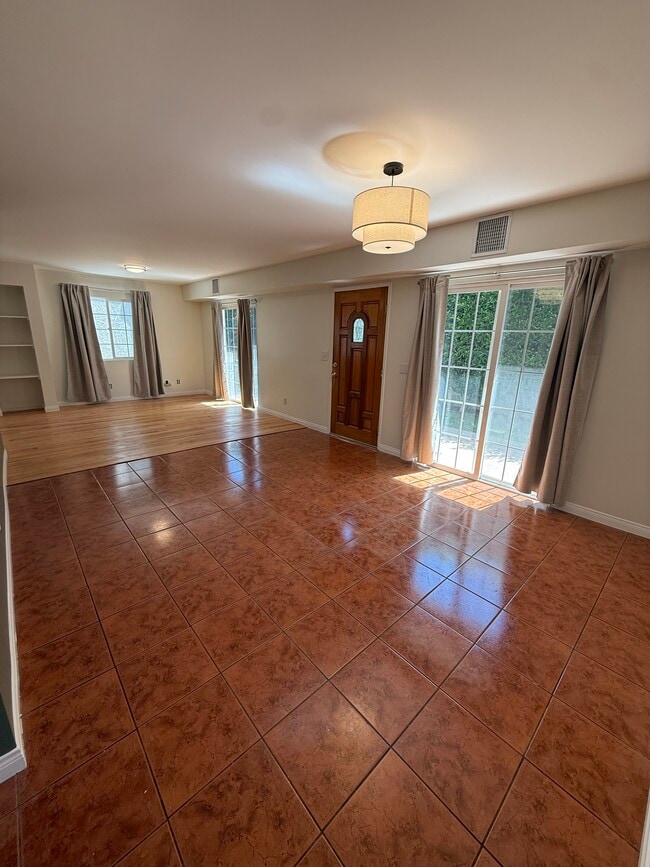 Building Photo - 2446 S Centinela Ave Unit 2446