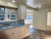 Photo - 4748 Zelzah Ave