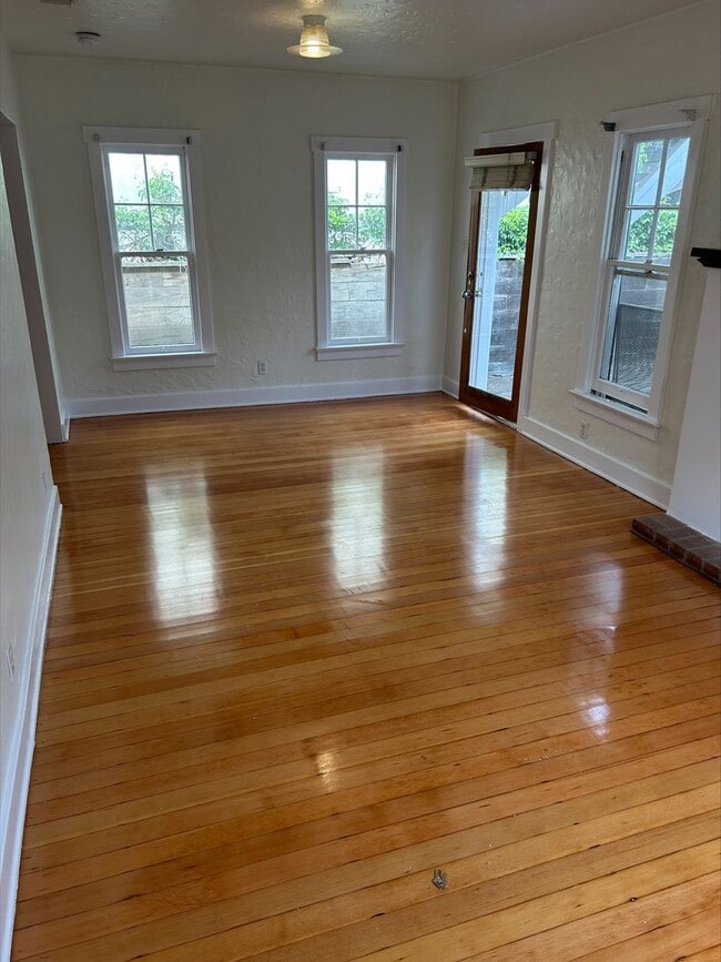 Photo - 2351-2353 OCEAN AVE. Unit 2351