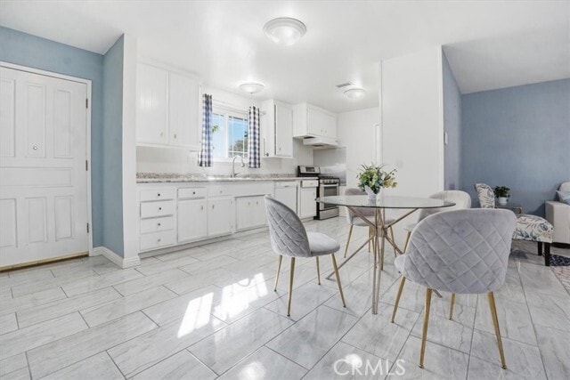 Photo - 1573 Casarin Ave