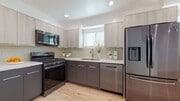 Photo - 638 N Serrano Ave Unit #638 1/2