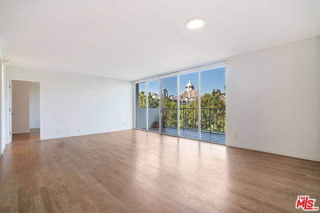Photo - 2170 Century Pk E Unit 708