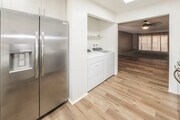 Photo - 2522 Clairemont Dr Townhome