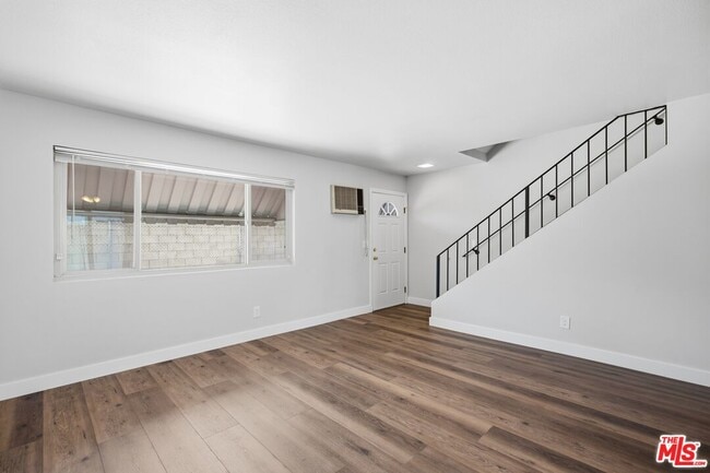 Photo - 7928 Virginia St Unit C