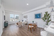 1BR, 1BA - 778SF - Living Room - Western Station