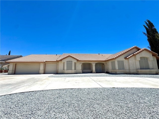Building Photo - 12789 Yorkshire Dr